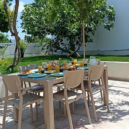 Dimitra With Garden In - Prassonisi
