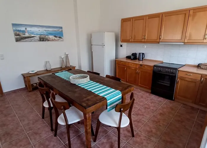 Daire Dimitra - Surf