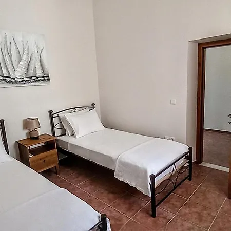 Διαμέρισμα Dimitra With Garden In - Prassonisi *
