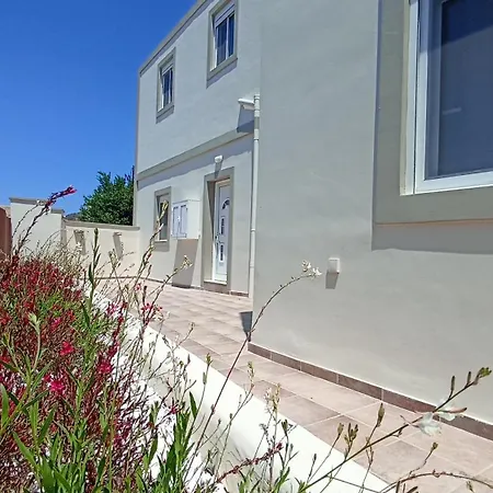 Dimitra With Garden In - Prassonisi